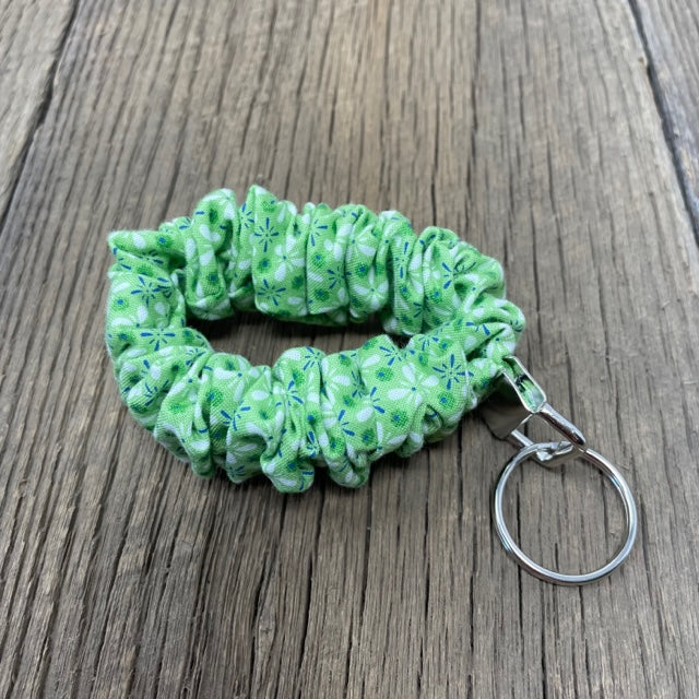 Key Fob - Expandable Wristlet, Green Floral